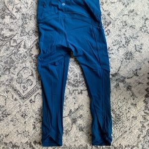 Lululemon cropped leggings